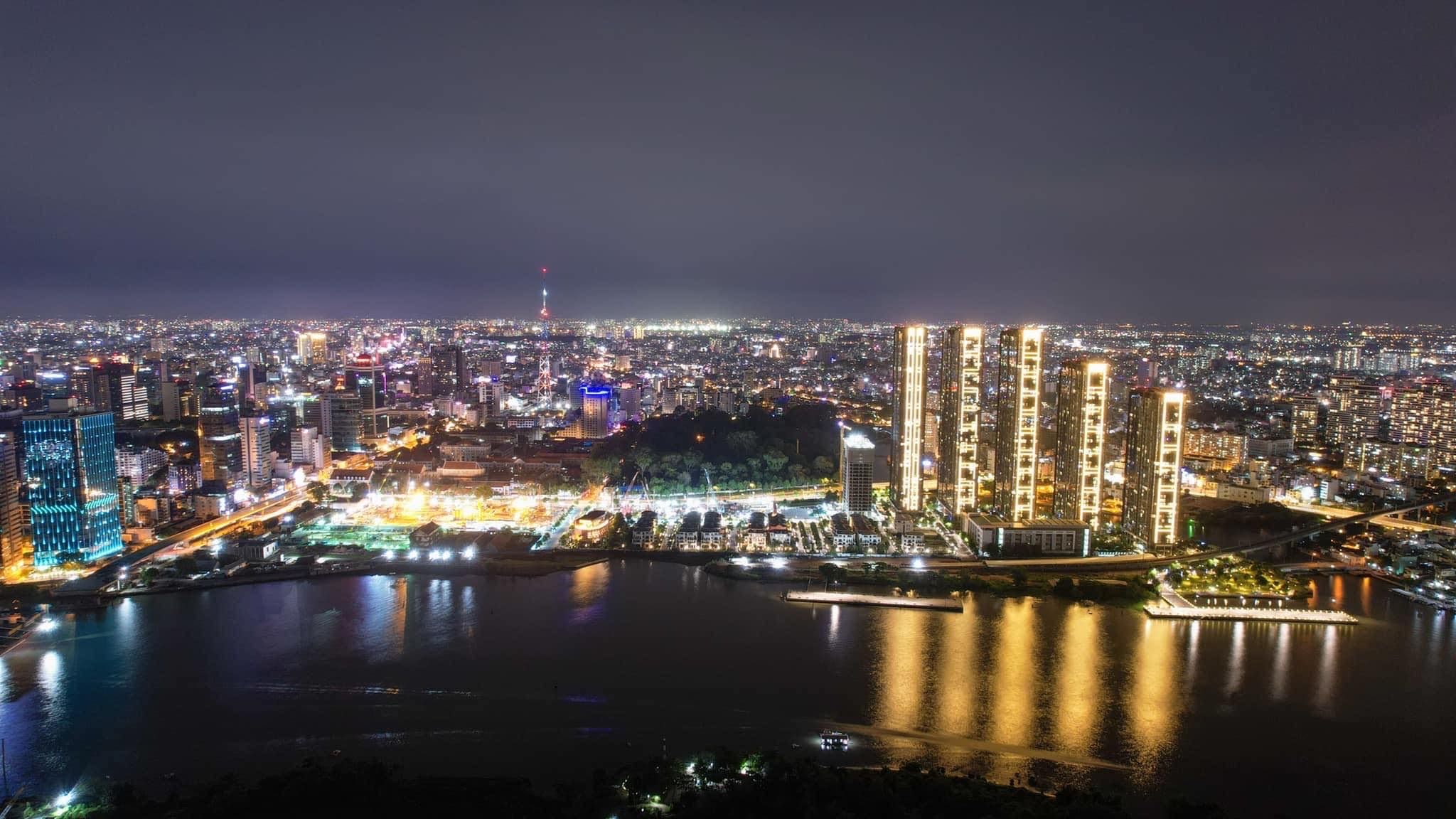 thuc-te-tien-do-thi-cong-ban-dem-du-an-grand-marina-saigon-quan1-01.jpg